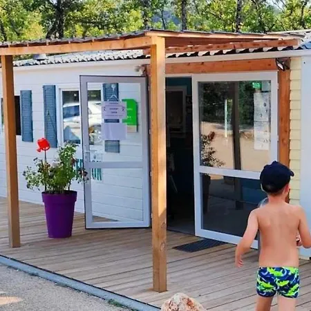 Camping 3 Etoiles - Ccbaf0C Bauduen Exterior photo