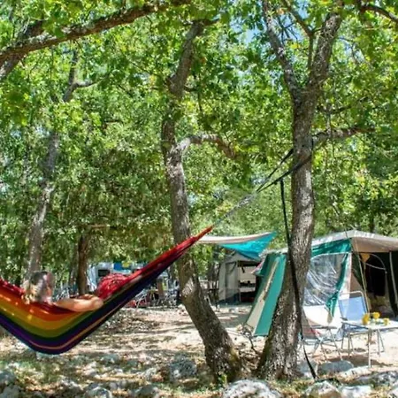 Camping 3 Etoiles - Ccbaf0C Bauduen Exterior photo