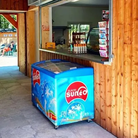Camping 3 Etoiles - Ccbaf0C Bauduen Exterior photo