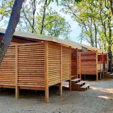Camping 3 Etoiles - Ccbaf0C Bauduen Exterior photo